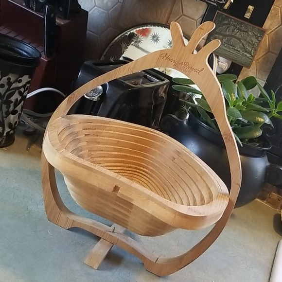 HARRY&DAVID FAB COLLAPSIBLE BAMBOO FRUIT BOWL - Picture 4 of 6